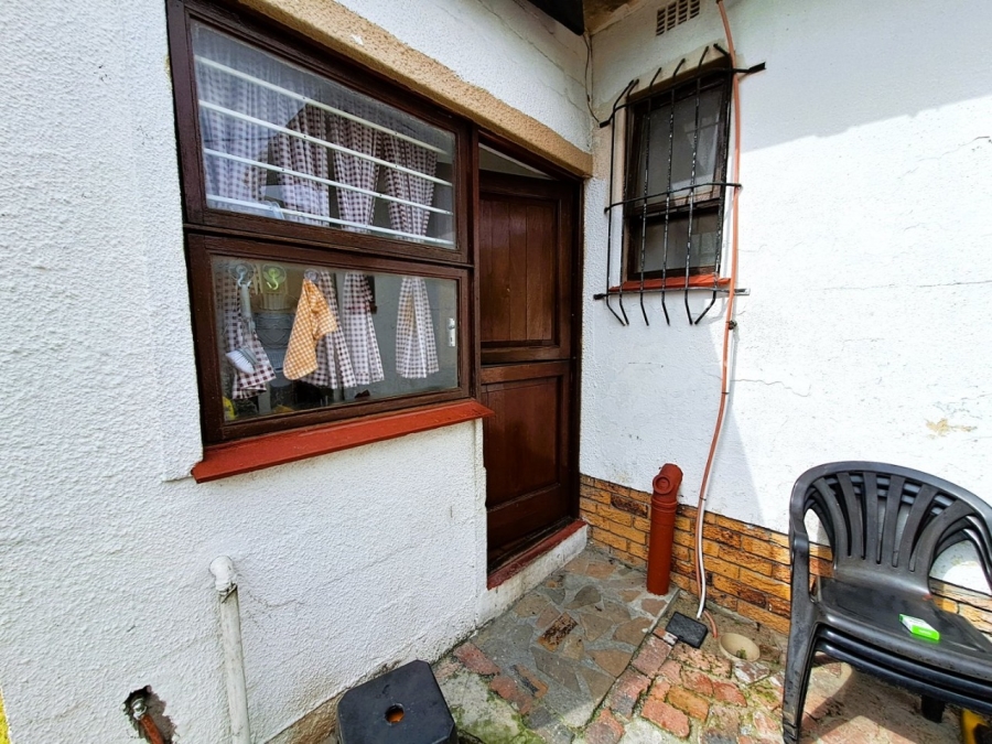 7 Bedroom Property for Sale in Protea Heights Western Cape